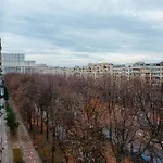 House Of Parlament Апартаменты Бухарест